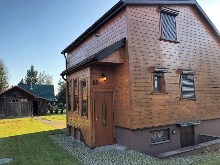 Dom Wypoczynkowy w Królowym Moście - Chambres d'hôtes Królowy Most