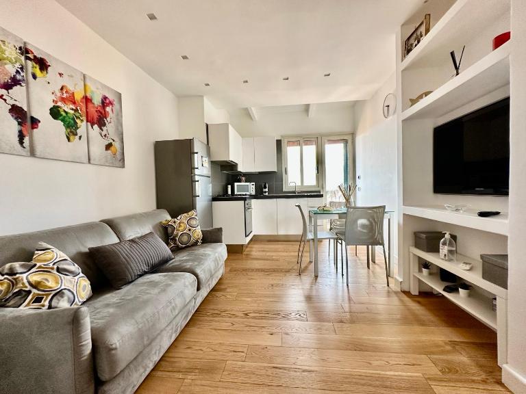 Suite Delicia Apartment - Appartamento con Terrazza - B&B Napoli