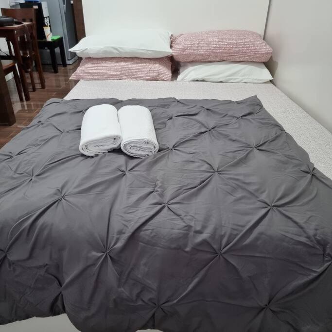 UNIT 4765 AIR - B&B Manila