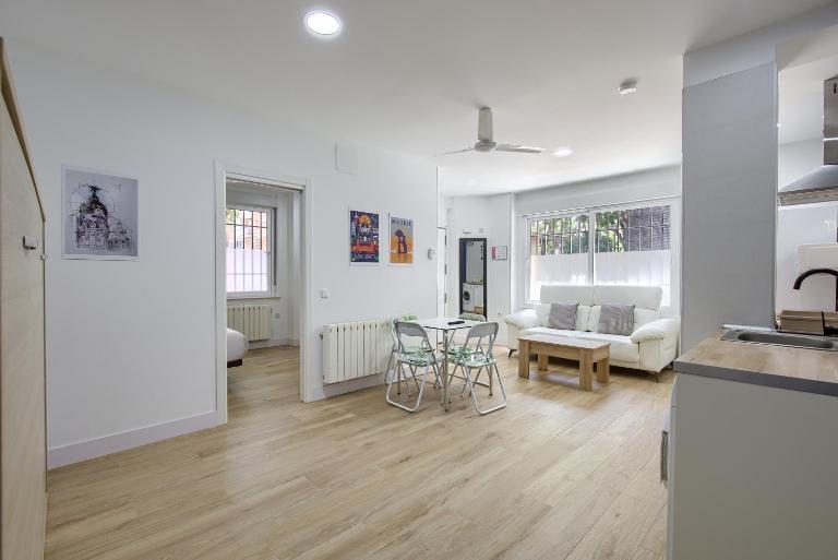 Delicias IV - Apartamento de 1 dormitorio - B&B Madrid