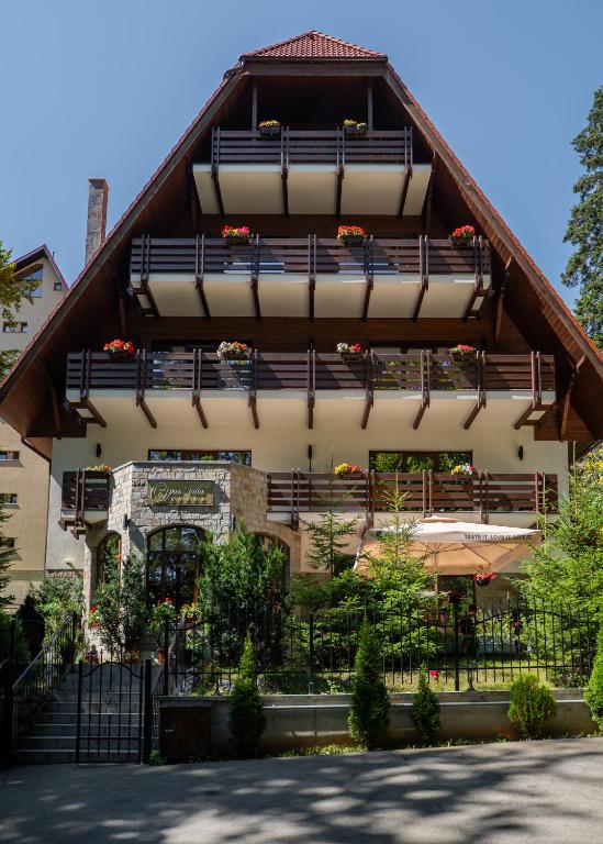 Opus Villa - B&B Sinaia