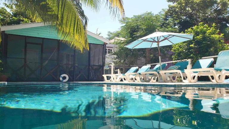Hummingbirds Cabins - Ferienwohnung Caye Caulker