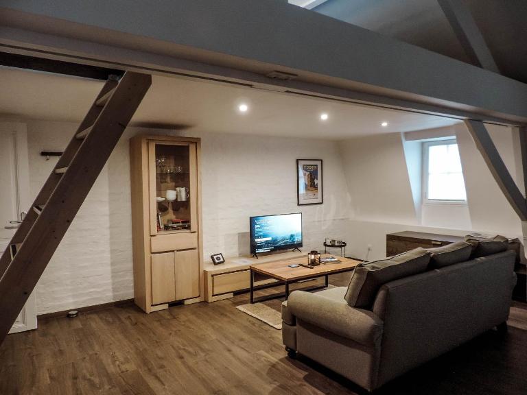 L'Abri - Zolderkamer - Attic Room - Ferienwohnung Ypern