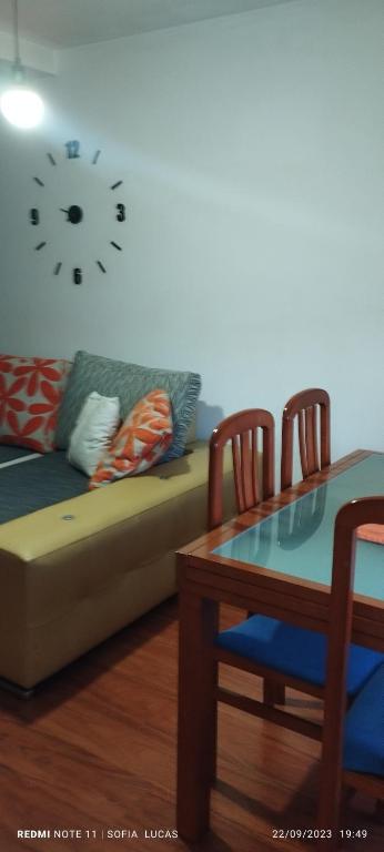 Camino de la Sierra Parking y Mascotas - B&B Zubia