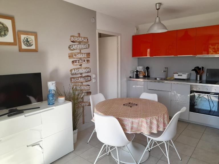 Jardin Privé et Terrasse - Appartement T2 à La Teste de Buch, Proche Plages et Activités - FR-1-319-424 - B&B La Teste-de-Buch