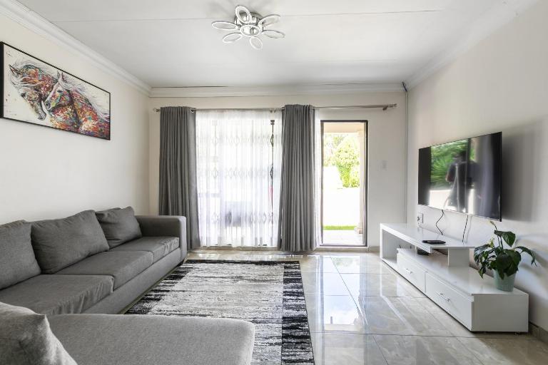 Signature Lodge - B&B Kempton Park