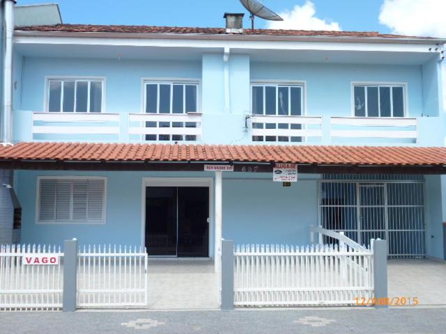 Apto 2 quartos, 8 Pessoas. prox. das praias. - Bed and Breakfast São Francisco do Sul