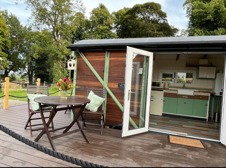 Ted's Shed - B&B Bishop Auckland