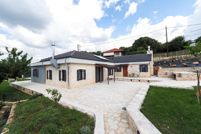 Stonehouse Grace - B&B Giannina