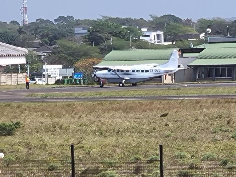 Airport Airbnb - B&B Richards Bay