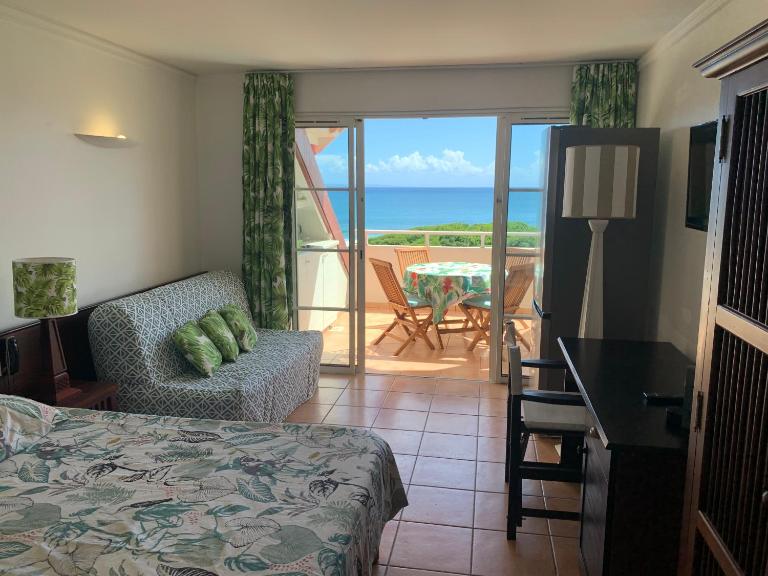Studio Cannelle Vue Mer Village Vacances Sainte Anne - B&B Sainte-Anne