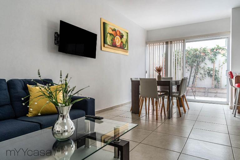Cómoda Casa c/ Patio Privado en Aguascalientes - B&B Aguascalientes