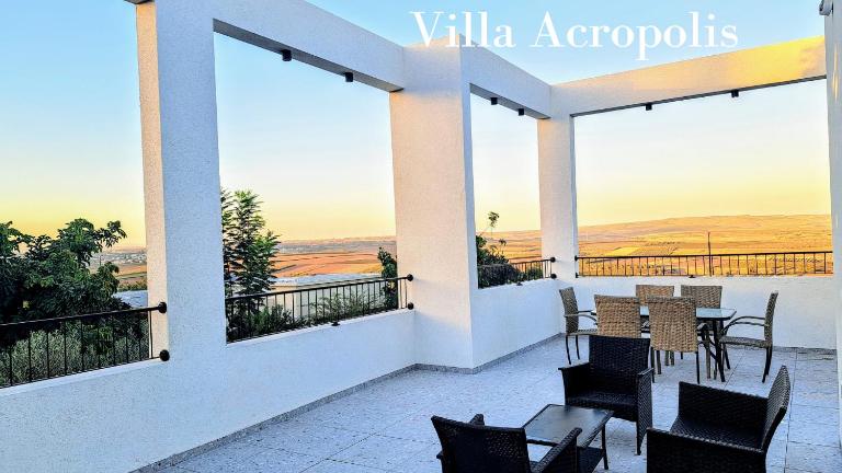 וילה אקרופוליס Villa Acropolis - Bed and Breakfast ‘En Dor