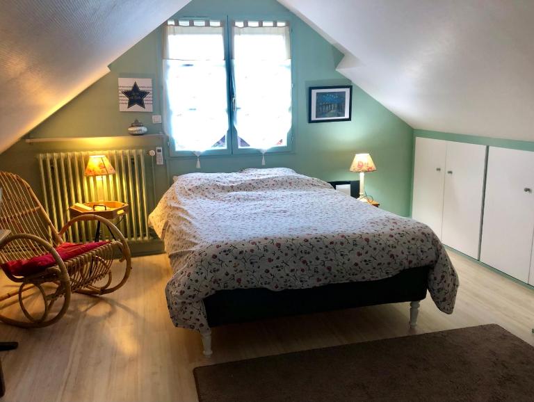 Chambre double avec salle de bain privative - Chambres d'hôtes Auxerre