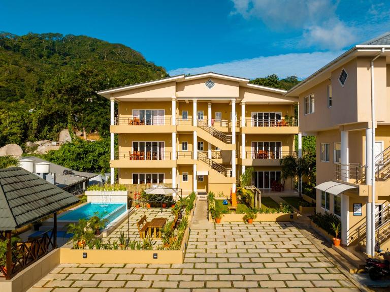 Tropical Hideaway - B&B Beau Vallon