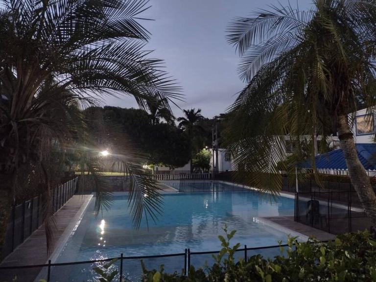 Buganviles 16, !Pura Vida! - B&B Girardot