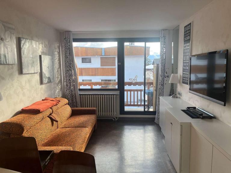 Studio cosy pour 4 à l'Alpe d'Huez, proche télécentre, commerces, terrasse sud, animaux bienvenus - FR-1-405-228 - Ferienwohnung Huez