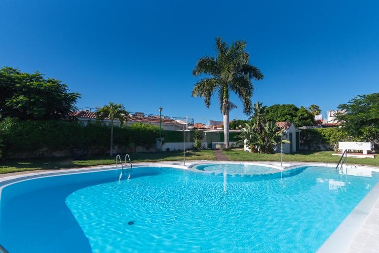 La Casa Blanca a smart and sunny,3 bedrooms house - Chambres d'hôtes San Bartolomé de Tirajana