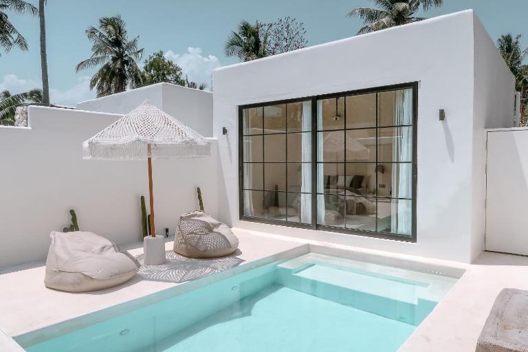 Cahaya Villas - Luxury Villa With Private Pool - Bed and Breakfast Gili Trawangan