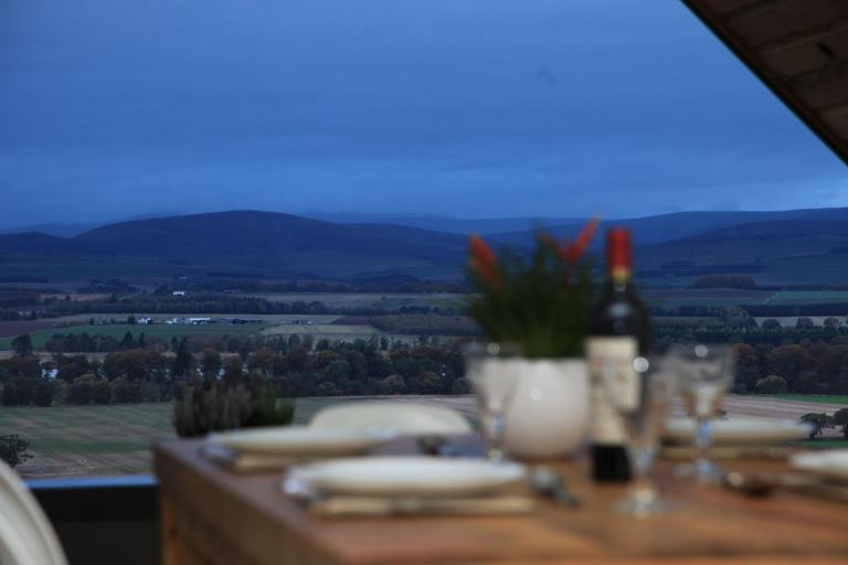 Isla - B&B Forfar