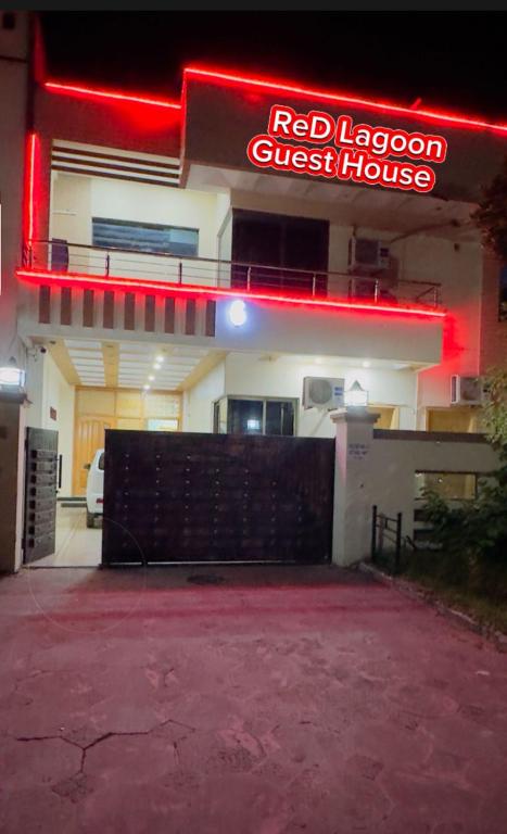 ReD Lagoon - B&B Islamabad