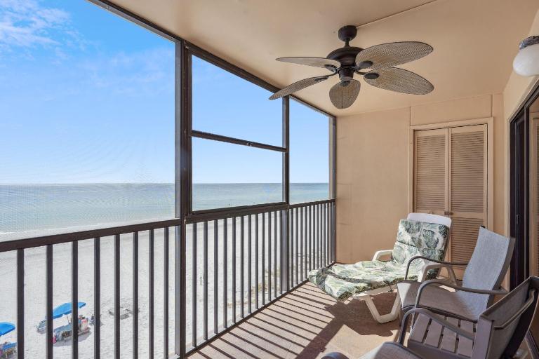 Villa Madeira 405 - Premier - Bed and Breakfast St. Pete Beach