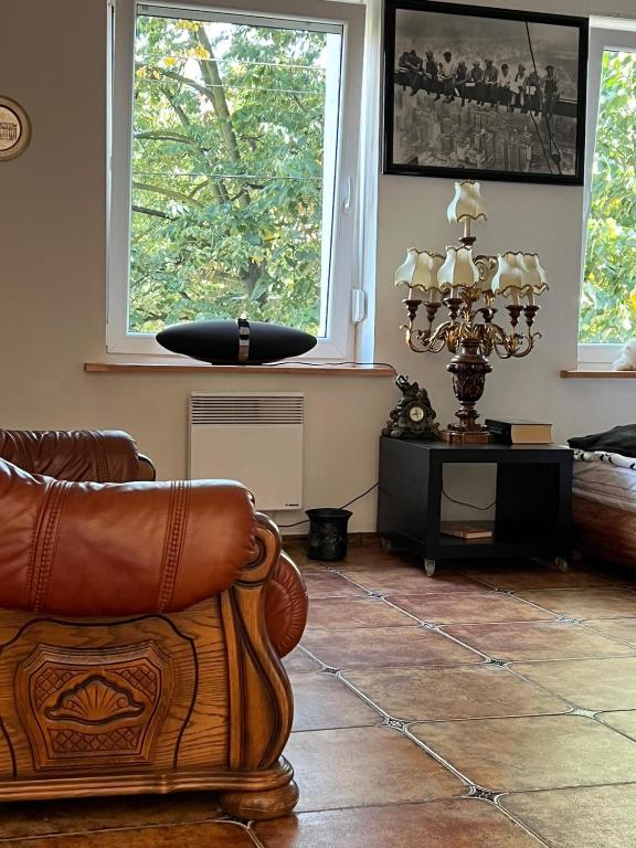 Apartament Zloty Pociag - Ferienwohnung Wałbrzych