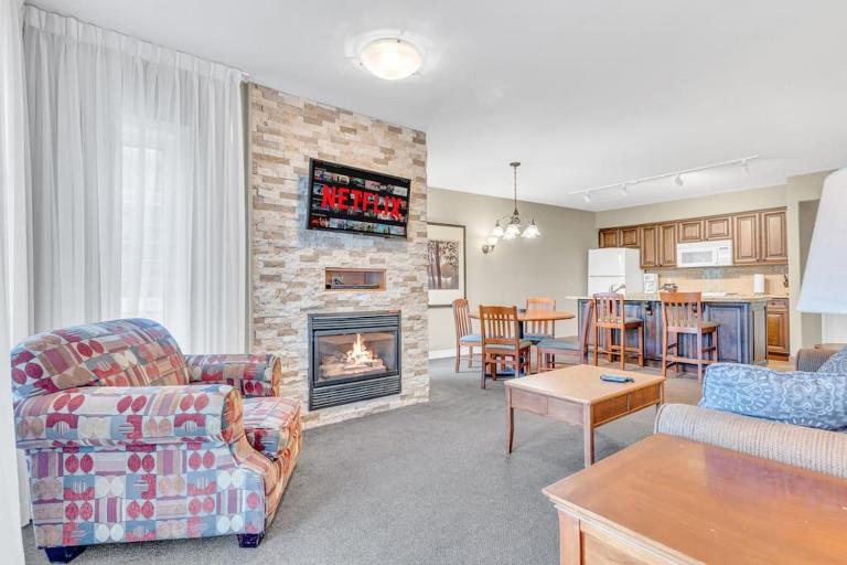 Cozy Getaway with Resort Perks - B&B Edgar