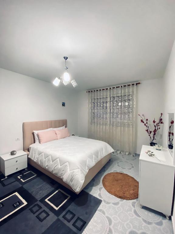Apartment Luli - B&B Korce