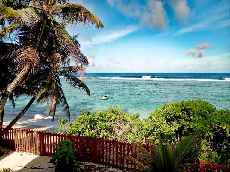 Roz A Mer - Beach Apartment - B&B Victoria