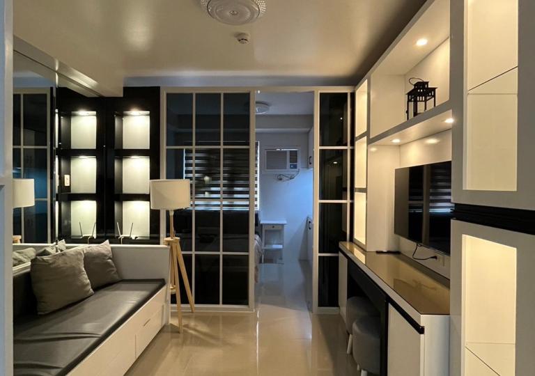 Victoria Suite at Shore Residences - Bed and Breakfast Manilla