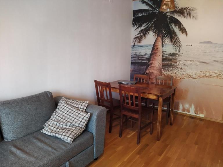 Kaukajärven Joutsen - valoisa ja tilava kaksio - B&B Tampere