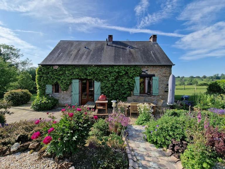 Maison de charme pour 4 personnes, calme - Ferienwohnung Fay