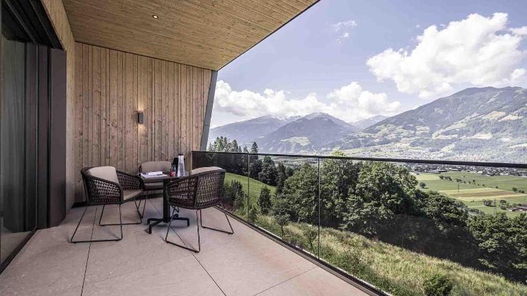 Panorama Eagle Lodge - B&B Hart im Zillertal
