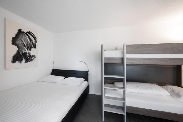 Studio RAFAEL Interlaken - B&B Entrelagos