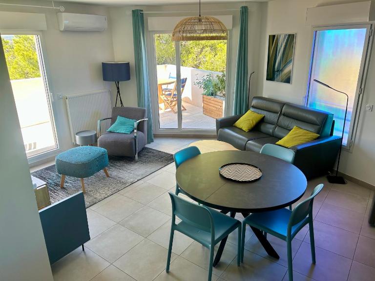 BLUE NOTE -4 étoiles-Terrasse Vue-2 Parking - B&B Balaruc-les-Bains