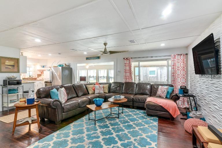 Steps to Surfside Beach: Home w/ Deck + Fire Pit! - B&B Surfside Beach