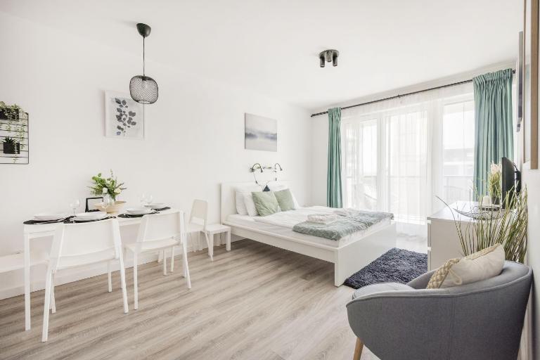 Modern Riverfront Apartment with Free Parking - B&B Budapest