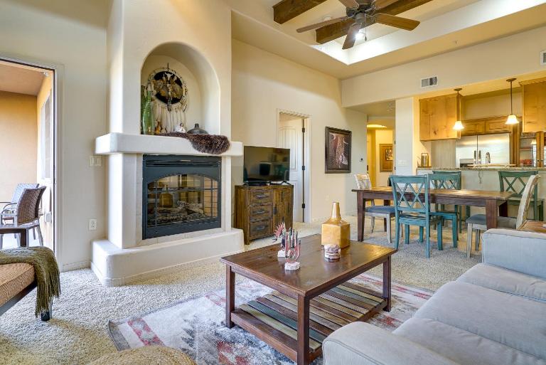 Inviting Las Cruces Condo < 1 Mi to Mesilla Plaza! - Bed and Breakfast Las Cruces