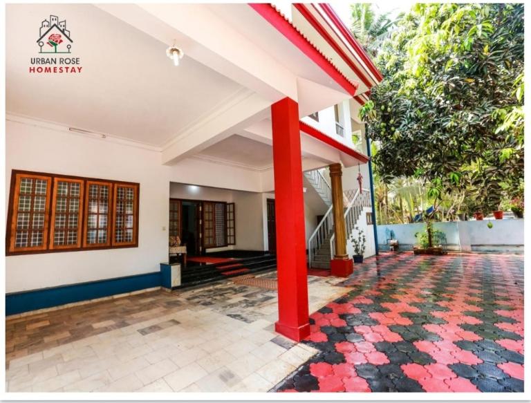Urban Rose Homestay - B&B Kannur