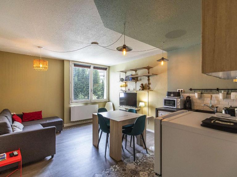 Appartement spacieux à Gourette, 8 pers, 2 ch, entrée station, bien équipé, casier à skis - FR-1-400-113 - B&B Eaux-Bonnes