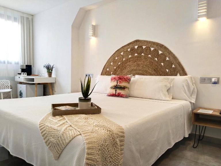 Hostal Aires del Mar - B&B Carboneras