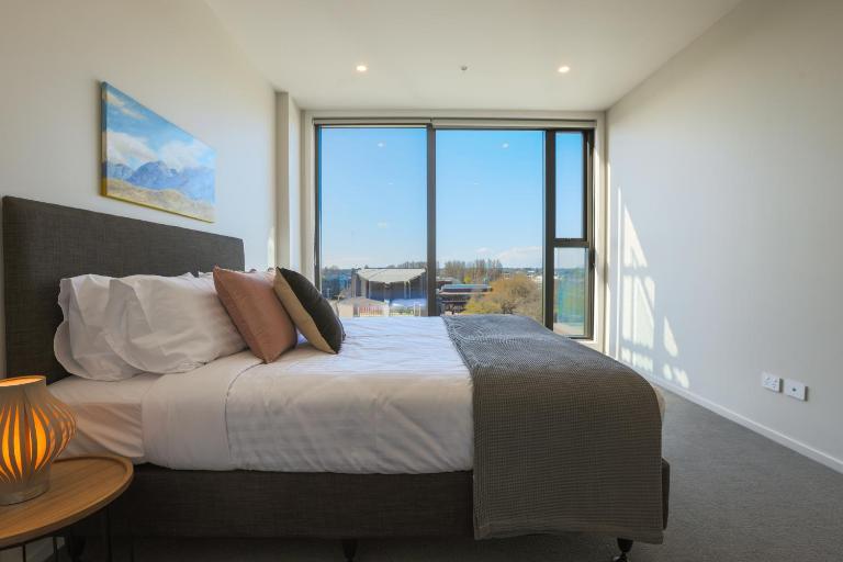 Luxury 2 Bedroom CBD Apartment with Free Parking - B&B Christchurch