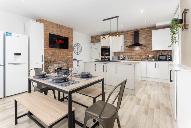Host Liverpool - The Wavertree Rooms - B&B Liverpool