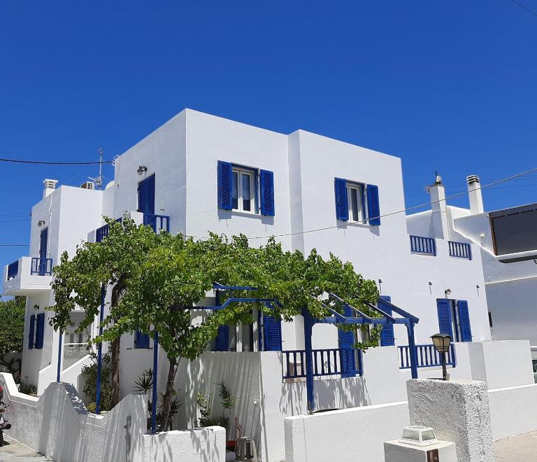 Sunshine apartment - Bed and Breakfast Adámas