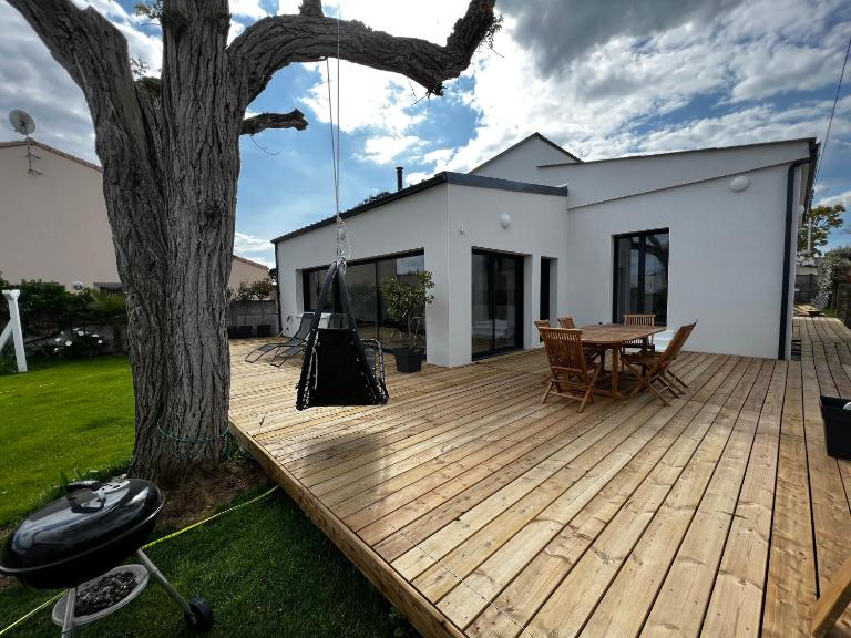 Villa Robinia Cormier 150 m de la plage - B&B La Plaine-sur-Mer
