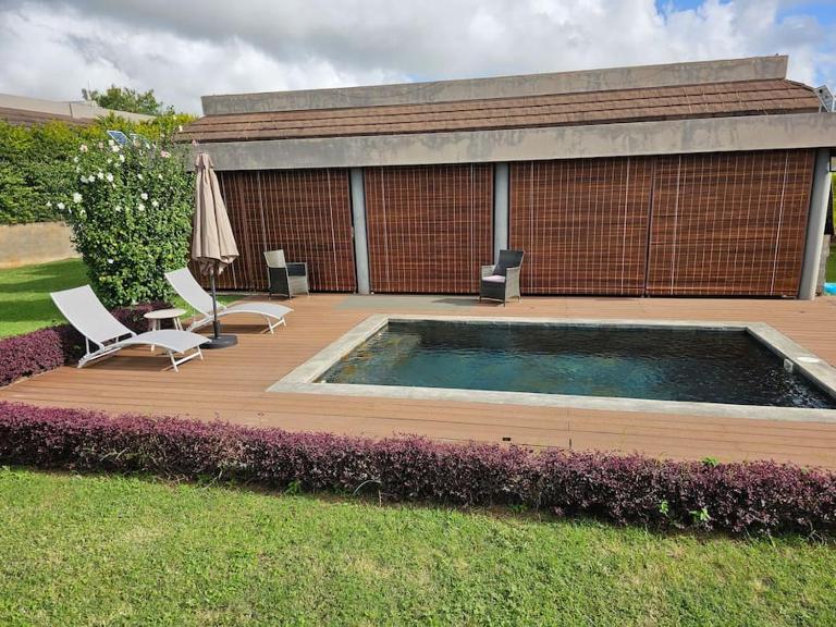 Private Secured 4 Bedroom Villa - Bed and Breakfast Grand Baie