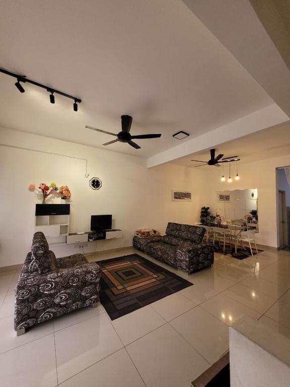 Andra Homestay KLIA - B&B Sepang