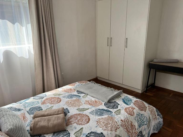 Nabeelah's Guesthouse - B&B Roodepoort