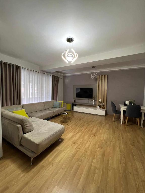 Romina Apartment - B&B Berat
